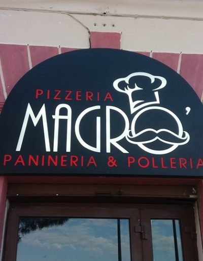 Magrò | Insegna traforata luminosa per Pizzeria Panineria Polleria