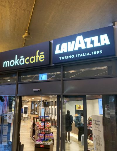 Moka Cafè e Lavazza Palermo - insegne luminose con lettere in rilievo